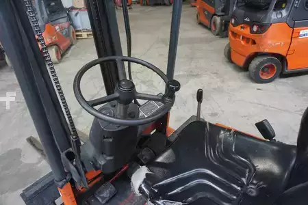 Elektrisk- 3 hjul - Linde E 14 - 6.860 Stunden (5)