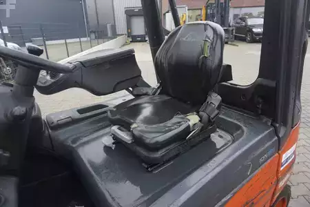 Carrelli elevatori per container 2019  Linde E 25-01 - 2019er Baujahr (9)