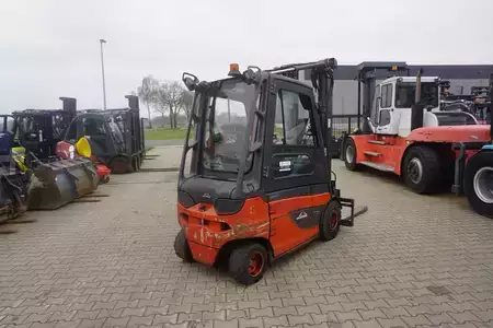 Carrelli elevatori per container 2019  Linde E 25L-01 - 2019er (4)