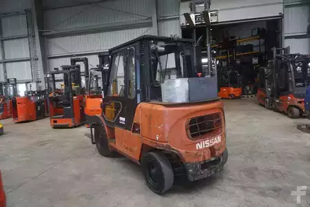Diesel gaffeltruck 2006  Nissan F 04D40Q - Nur 1.905 Stunden (11)