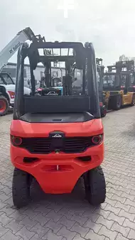 Eléctrica de 4 ruedas 2025  Linde E 50 HL (2)