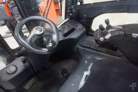 El Truck - 4-hjul 2015  Linde E 25L-01 - Triplex (5)