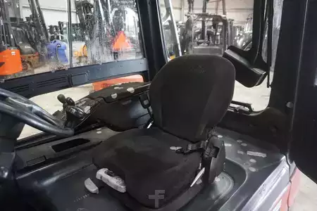 El Truck - 4-hjul 2015  Linde E 25L-01 - Triplex (9)