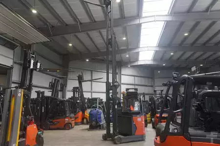 Carrelli retrattili 2019  Linde R 16-01 - 2019er (4)