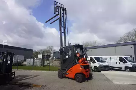 LPG VZV 2017  Linde H 30T-02 - Triplex (14)