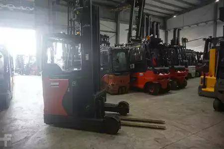 Schubmaststapler 2020  Linde R 20-01 (3)