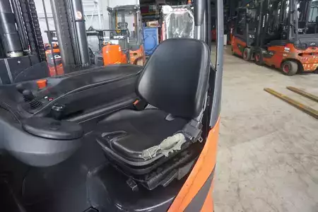 Schubmaststapler 2020  Linde R 20-01 (7)