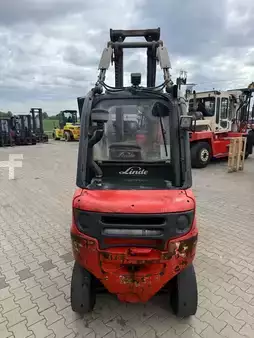 Diesel gaffeltruck 2009  Linde H 30 D EVO (9)