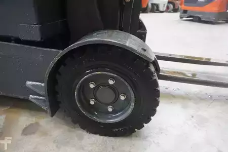 Reach Trucks 2017  Linde R 14G-01 - 5.089 Stunden (5)