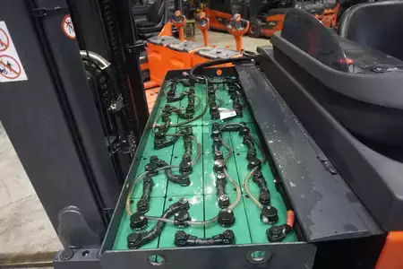 Reach Trucks 2017  Linde R 14G-01 - 2017er (10)