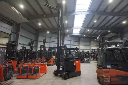 Reach Trucks 2018  Linde R 14G-01 - 2018er (2)