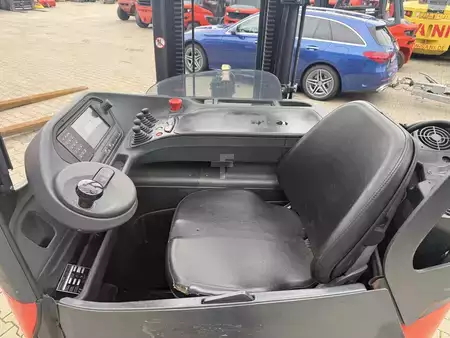 Carretilla retráctil 2017  Linde R 14G-01 - 2017 er (7)