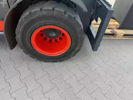 4-wiel elektrische heftrucks 2018  Linde E 70 -01 (15)