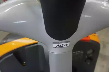 Electric Pallet Trucks 2015  Still EXU 18 (6)