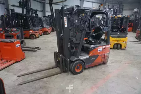 Elektro 3 Rad 2020  Linde E 16C-02 - Triplex - 2020er (1)