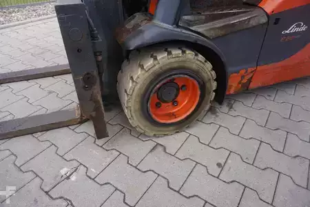 Carrelli elettrici 4 ruote 2016  Linde E 20PH-02 - Nur 1.800 Stunden (14)