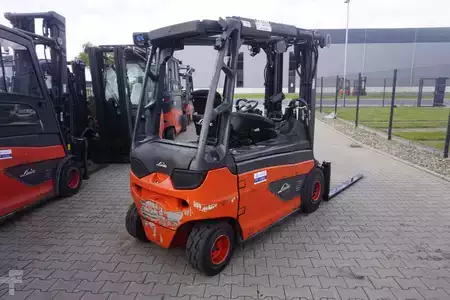 Elektro 4 Rad 2019  Linde E 25RL-01 - Triplex - 2019er (10)
