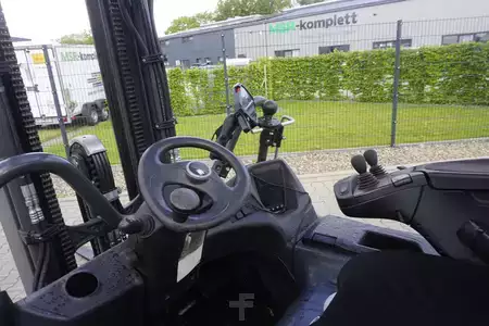 Elektro 4 Rad 2019  Linde E 25RL-01 - Triplex - 2019er (7)