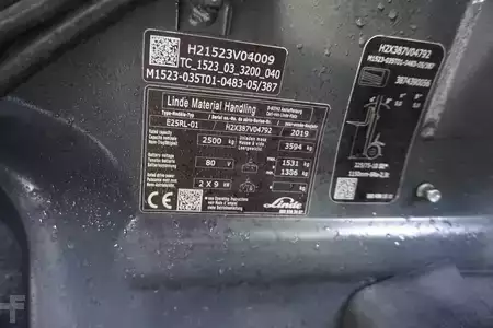 Elektro 4 Rad 2019  Linde E 25RL-01 - Triplex - 2019er (8)