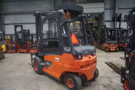 Eléctrica de 4 ruedas 2018  Linde E 45H-01/600 - Nur 3.280 Stunden (7)