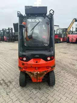 Elektro čtyřkolový VZV  Linde E 40 HL 600 (12)