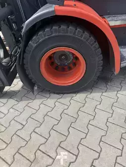 Wózki widłowe diesel 2020  Linde H 80 D 03 900 (13)