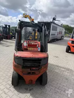 Gázüzemű targoncák 2018  Linde H 25T-02 - 2018er (4)