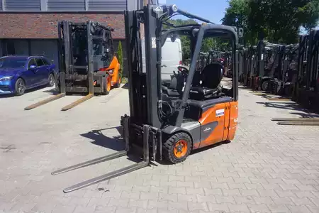 3-wiel elektrische heftrucks 2018  Linde E 14-02 - Triplex - 6.988 Stunden (1)