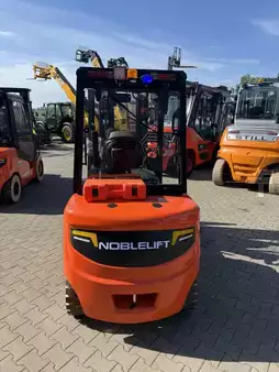 Elektro 4 Rad  Noblelift CPD 20 (4)