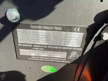 Elektro 4 Rad  Noblelift CPD 38 (10)