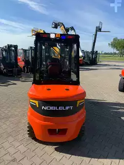 Elektro 4 Rad  Noblelift CPD 38 (6)