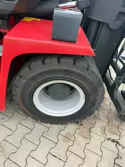 Carrelli elettrici 4 ruote 2017  Kalmar ECG 80-9 (10)