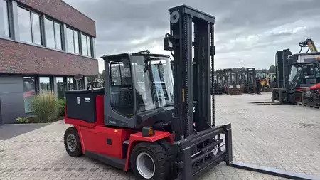 Carrelli elettrici 4 ruote 2017  Kalmar ECG 80-9 (11)