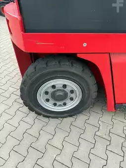 Carrelli elettrici 4 ruote 2017  Kalmar ECG 80-9 (14)