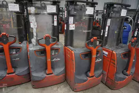 Pallet Stackers 2022  Linde Paketangebot 6x Linde L14 - 2022er (10)