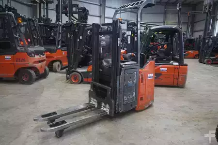 Ruční vysokozdvižný vozík 2021  Linde D 12SP - 2021er (1)