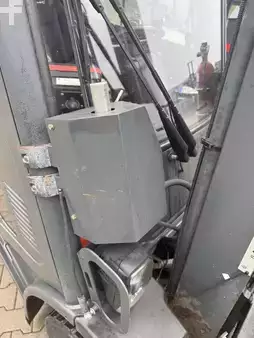 Dízel targoncák 2018  Linde H 25 D -02 (8)