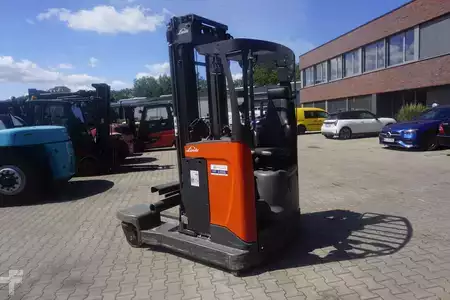 Vierwege-Schubmaststapler 2019  Linde R 20F - Nur 2.877 Stunden (10)