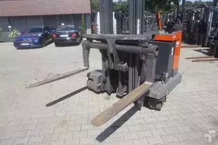 Vierwege-Schubmaststapler 2019  Linde R 20F - Nur 2.877 Stunden (13)