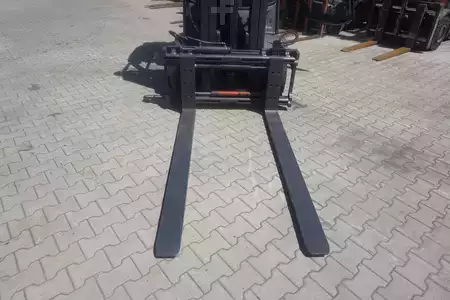 Treibgasstapler 2020  Linde H 35T-01 - Triplex (14)