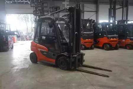 Diesel Forklifts 2022  Linde H 25D-01 - Triplex - Nur 1.734 Stunden (2)