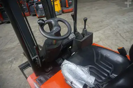 Elektro tříkolové VZV 2004  Linde E 15Z-02 - 2024er Batterie (11)