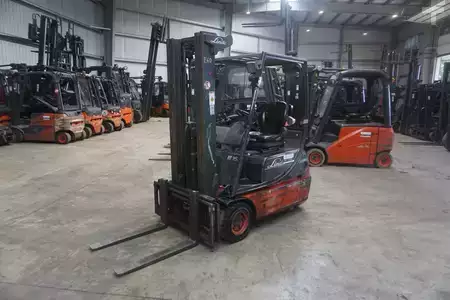 Electric - 3 wheels 2005  Linde E 16C-02 - Triplex (1)