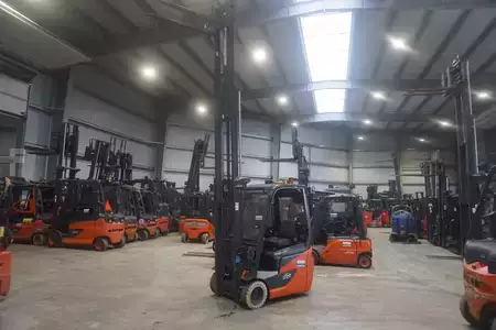 Electric - 3 wheels 2023  Linde EG 16-02 - Triplex - 337 Stunden (4)