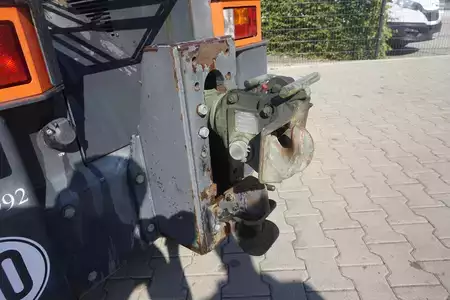 Tahač  Linde P 250 - 2022er Batterie (10)
