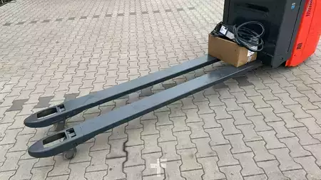 Штабелери стоячі  Linde T 20 SP Approved (5)