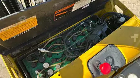 Ruční vysokozdvižný vozík 2011  Yale MS 12 AC (5)