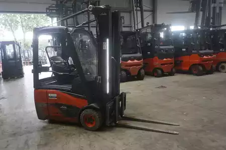 Sähkö - 3 pyör 2020  Linde E 14-02 - Triplex (7)