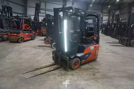 Sähkö - 3 pyör 2020  Linde E 14-02 - Duplex (1)