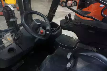 Sähkö - 3 pyör 2020  Linde E 14-02 - 2020er (4)
